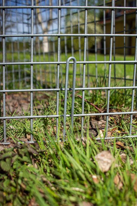 U-Shaped Pegs for Individual Tree Protection Wire Sections