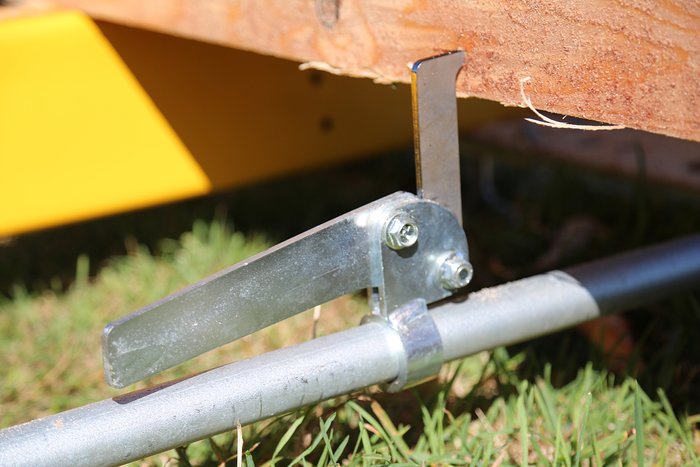 Frontier carrier hook trunk fixation
