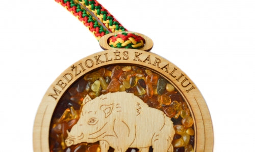 Medaļa ar dzintaru „Medību ķēniņam