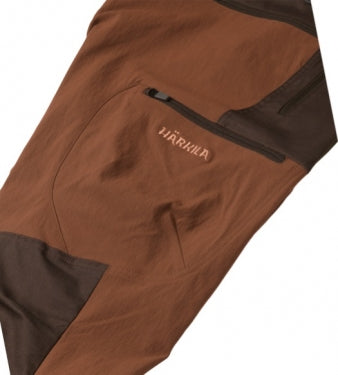 Bikses Harkila Ragnar, Māla/Brūnas