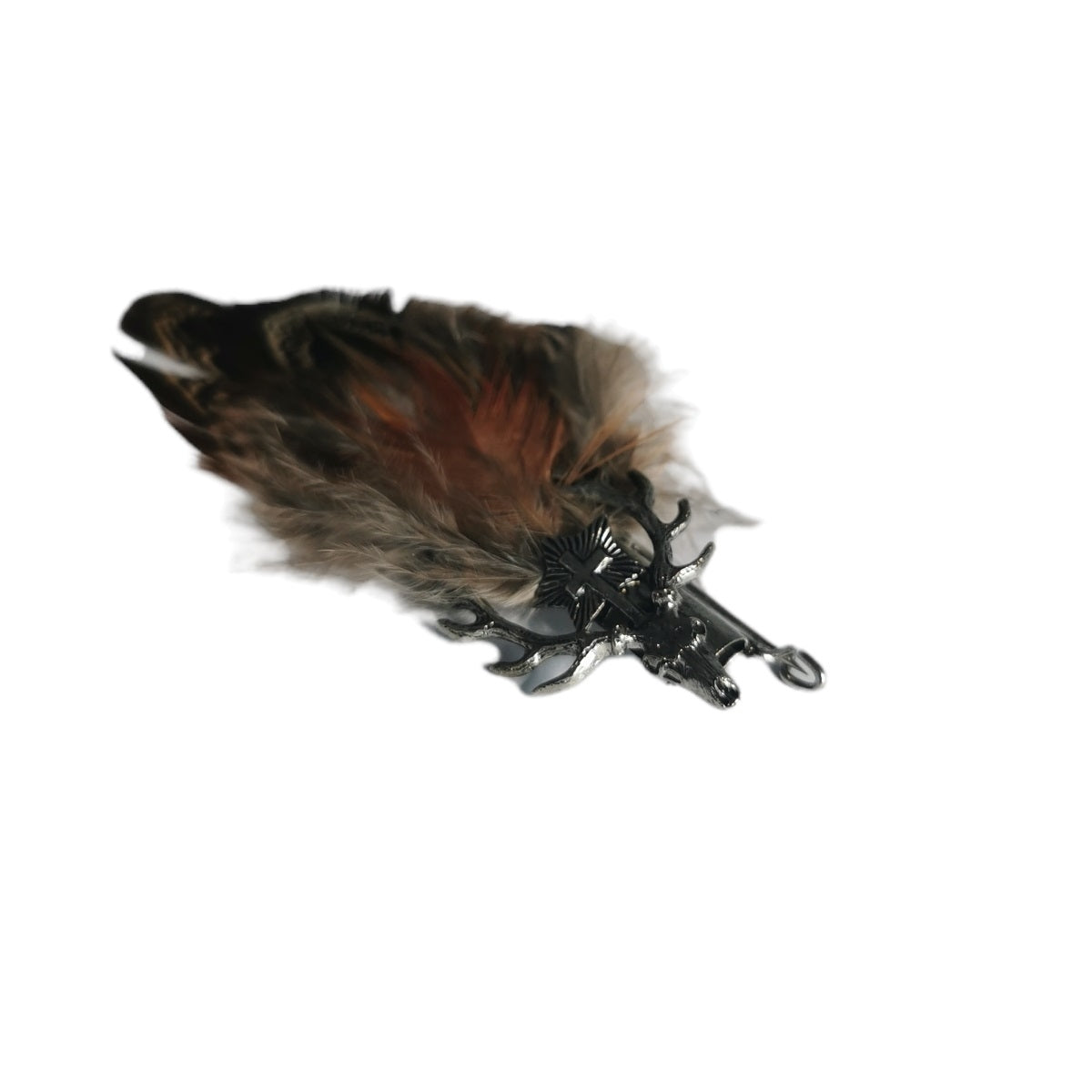 Piespraude ar spalvas un brieža motīvu Hubertus