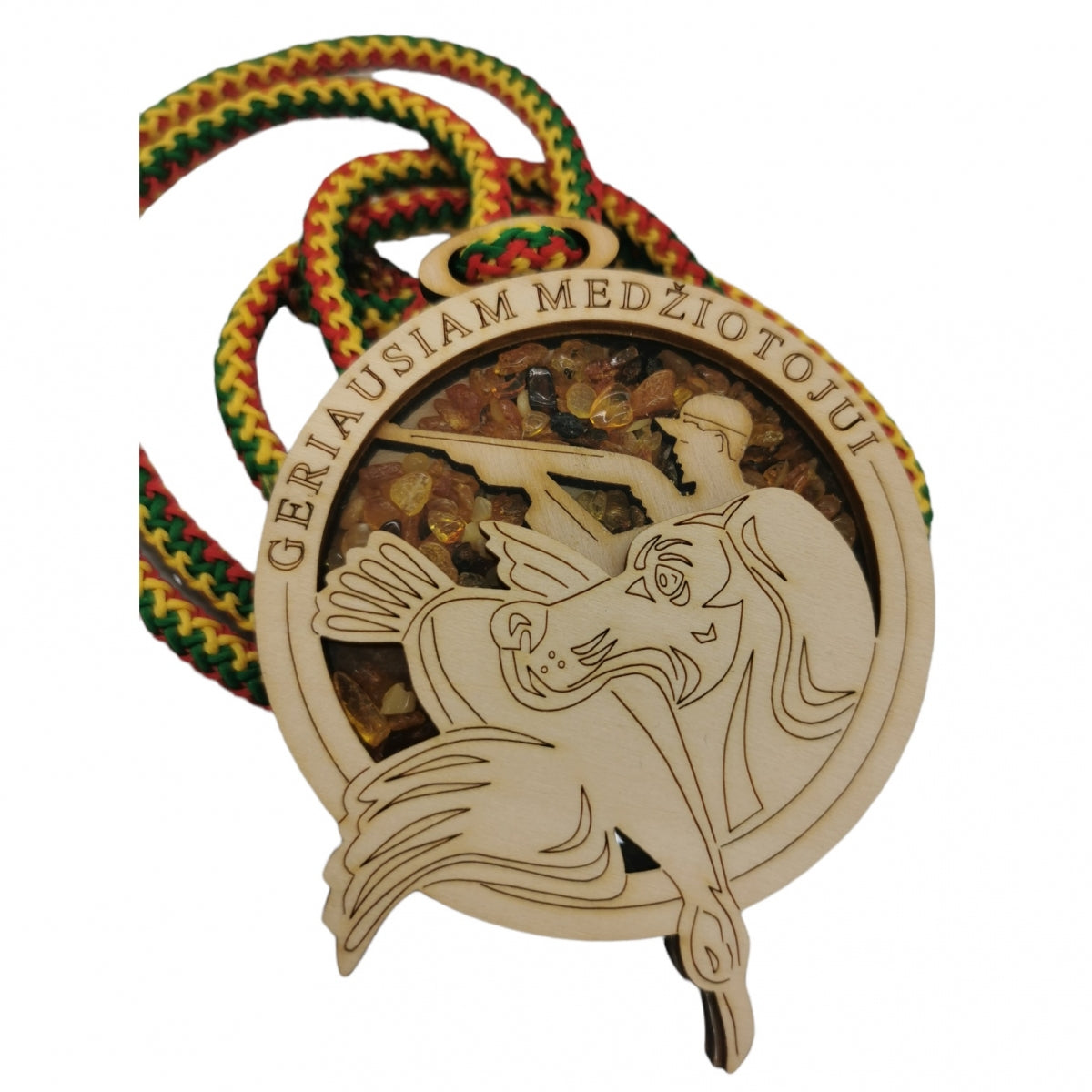 Medaļa ar dzintaru un attēlu