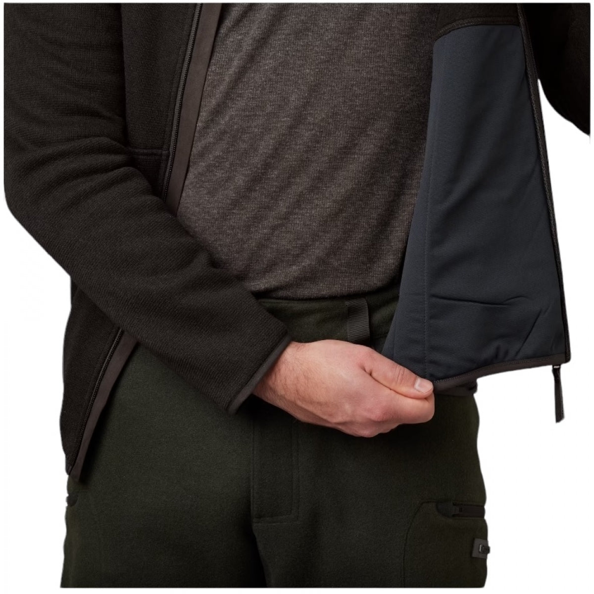 Jaka ar rāvējslēdzēju Harkila Metso, Ēnu brūna