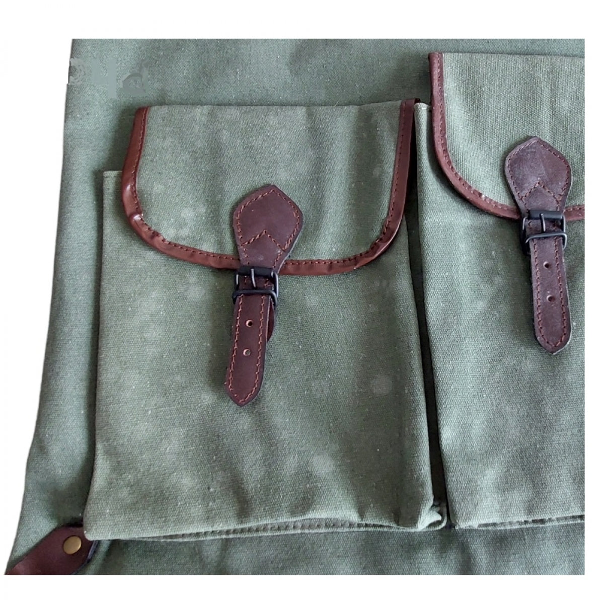 Backpack with three pockets (green) [auto-import]