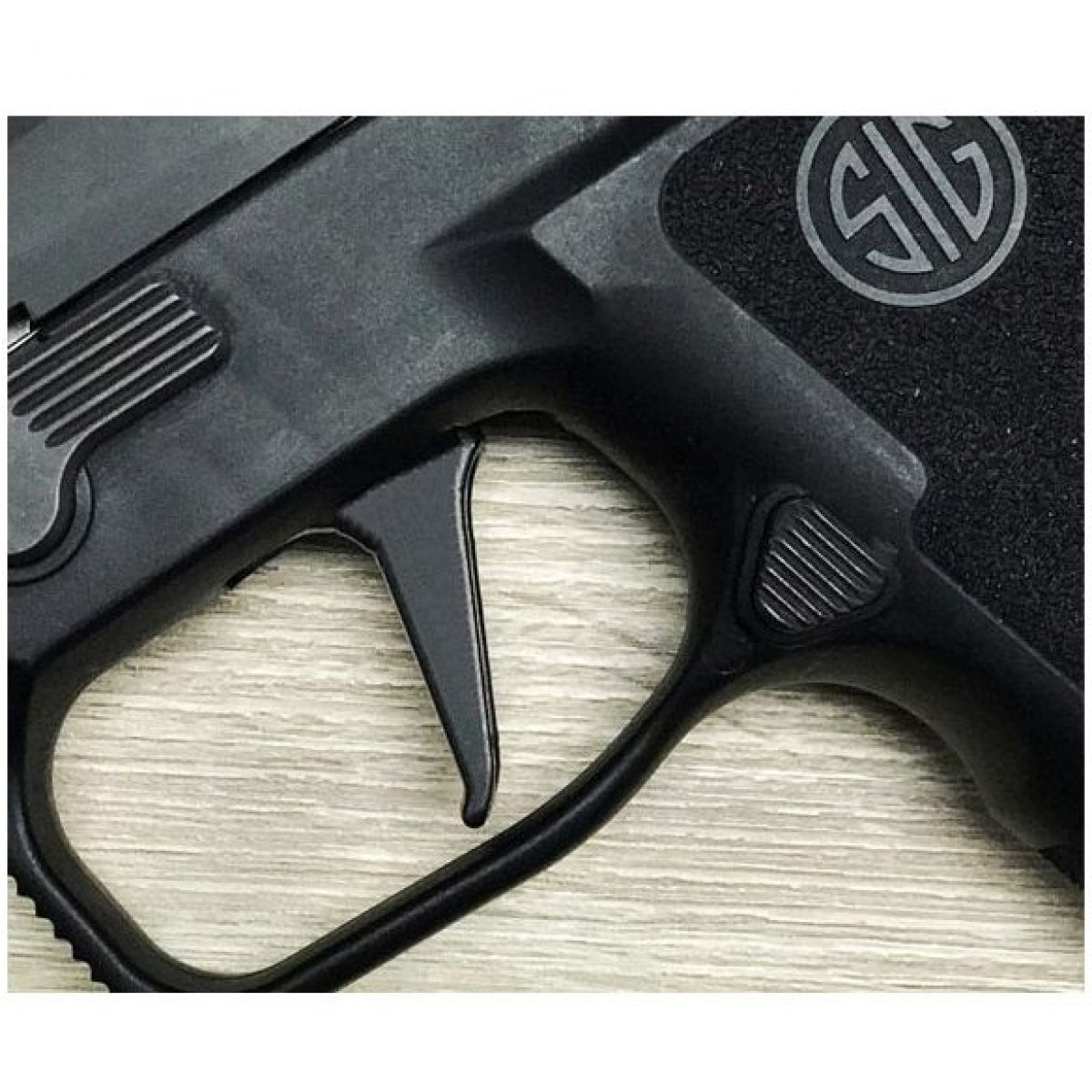 Flat trigger Sig Sauer P320, 90 deg break (TRG-320-FLAT-BLK)