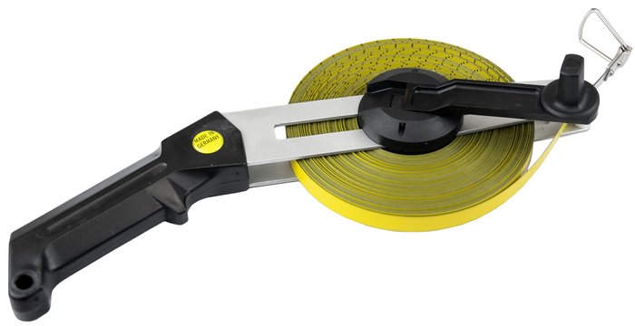 Stewe-Nox Steel Measuring Tape in an Angled Aluminium Frame with yellow polyamide coat - length: 30 m.